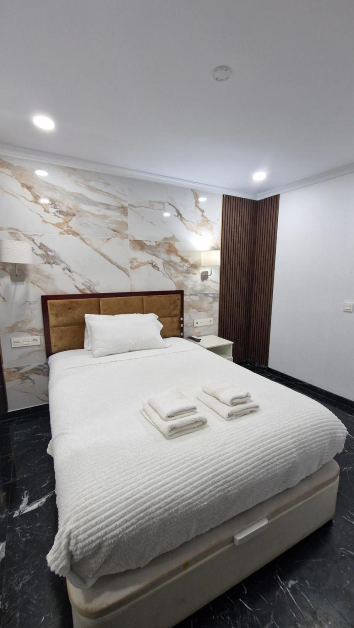 Boutique Princesa ماربيا المظهر الخارجي الصورة